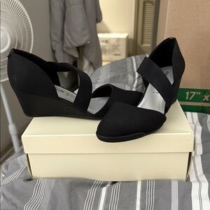 Anne Klein Black Wedge Shoes